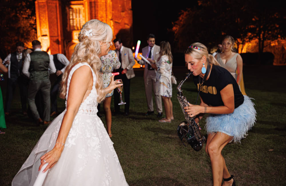 Sister Sax playing Sax with the bride - Leez