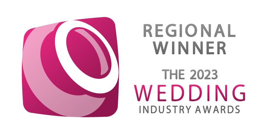 Sister Sax is a regional winner of the 2023 wedding industry awards logo